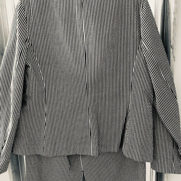 Jones New York Blazer Skirt Coordinated Set Suit, New, Unworn, Size 14 - Picture 7 of 9